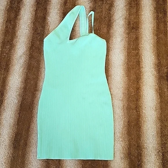 bebe green bandage dress Bebe Women's Foiled Bandage Plunge Neck Midi Dress main image 0